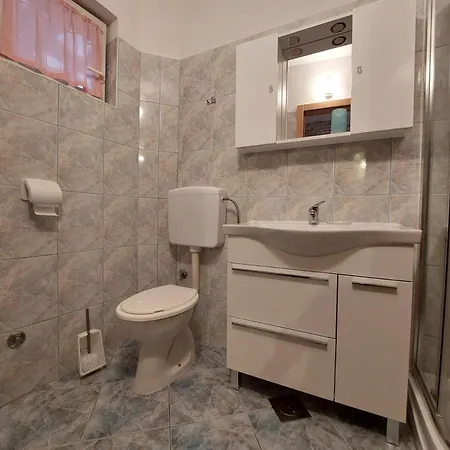 Leona Appartement