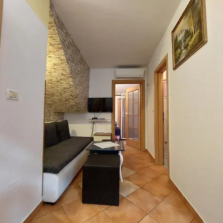 Apartmán Leona *