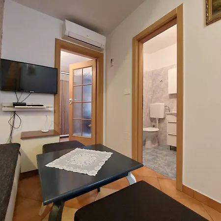 Apartmán Leona *